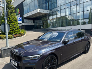 BMW 7 Series foto 8