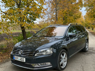 Volkswagen Passat foto 2