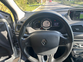 Renault Megane foto 6