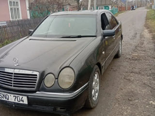 Mercedes E-Class Wagon