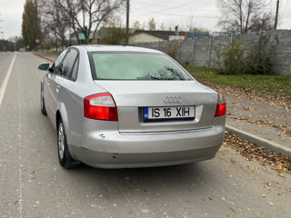 Audi A4 foto 5