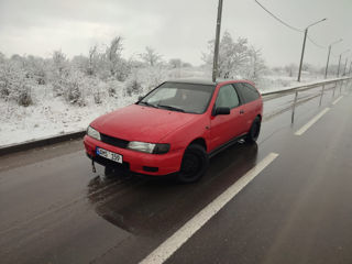 Nissan Almera foto 2