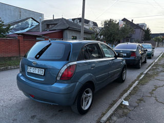 KIA Rio foto 6