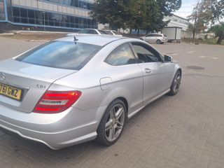 Mercedes C-Class Coupe foto 6