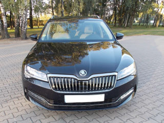 Skoda Superb foto 2