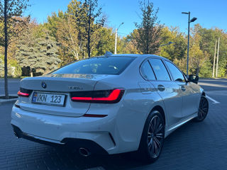 BMW 3 Series foto 4