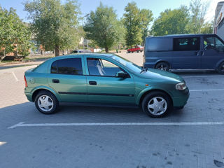 Opel Astra foto 2