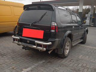 Mitsubishi Pajero Sport foto 2