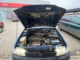 Toyota Carina foto 4