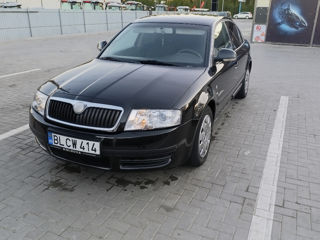 Skoda Superb foto 4