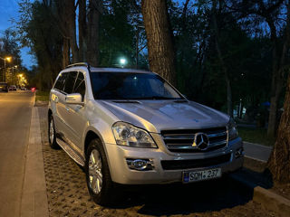 Mercedes GL-Class