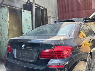 BMW 5 Series foto 4