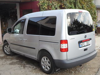 Volkswagen Caddy foto 1