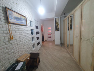 Apartament cu 1 cameră, 72 m², Buiucani, Chișinău foto 3