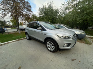 Ford Kuga foto 9