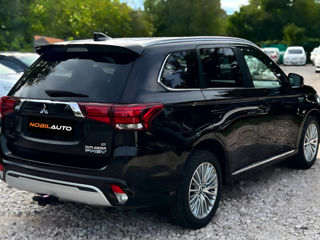 Mitsubishi Outlander foto 5