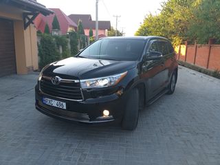 Toyota Highlander foto 2