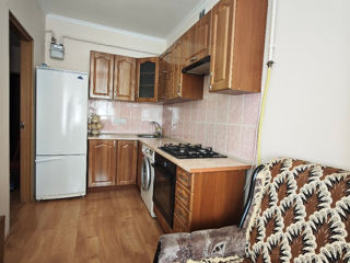 Apartament cu 1 cameră, 32 m², Botanica, Chișinău foto 3