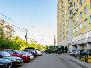 Apartament cu 1 cameră, 45 m², Buiucani, Chișinău foto 9