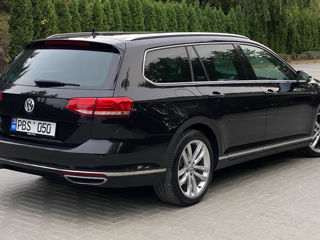 Volkswagen Passat foto 3