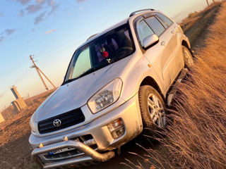 Toyota Rav 4 foto 2