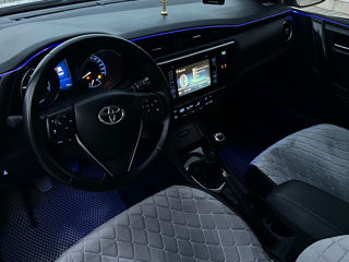 Toyota Auris foto 7