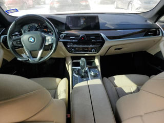 BMW 5 Series foto 8