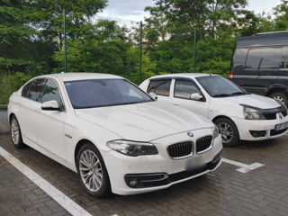 BMW 5 Series foto 8