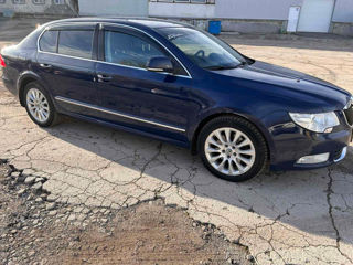 Skoda Superb foto 1