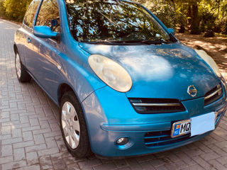 Nissan Micra foto 2