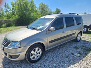 Dacia Logan foto 0