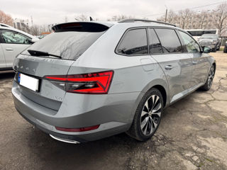 Skoda Superb foto 3