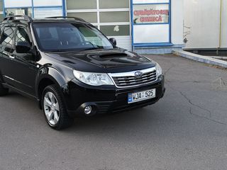 Subaru Forester foto 2