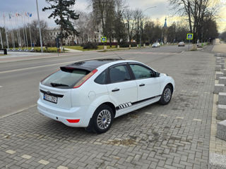 Ford Focus foto 4