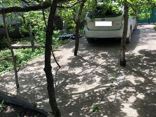 Casa in 2 nivele la 15 min de Chisinau cu o priveliste superba si 2 iazuri mari in preajma foto 3