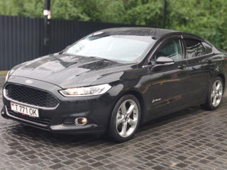 Ford Fusion foto 3