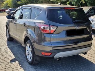 Ford Escape foto 5