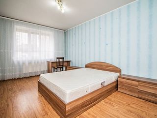 Apartament cu 3 camere, 140 m², Centru, Chișinău foto 8