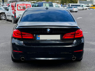 BMW 5 Series foto 6