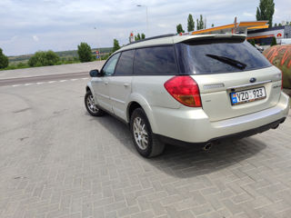 Subaru Outback foto 3