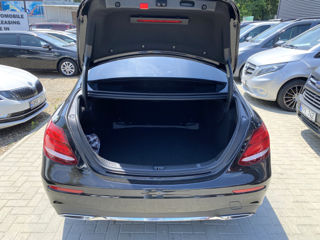 Mercedes E-Class foto 18