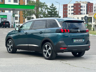 Peugeot 5008 foto 2