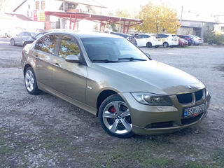 BMW 3 Series foto 4