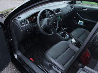 Volkswagen Jetta foto 4