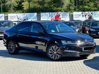 Skoda Superb foto 1