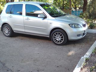 Mazda 2 foto 3