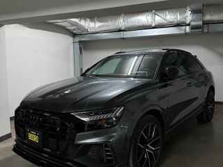 Audi RS Q8 foto 2