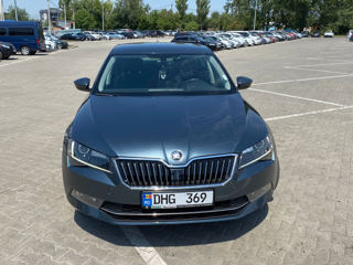 Skoda Superb foto 7