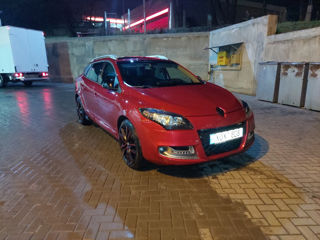 Renault Megane foto 2