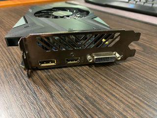 NVIDIA GeForce GTX 1650 foto 1